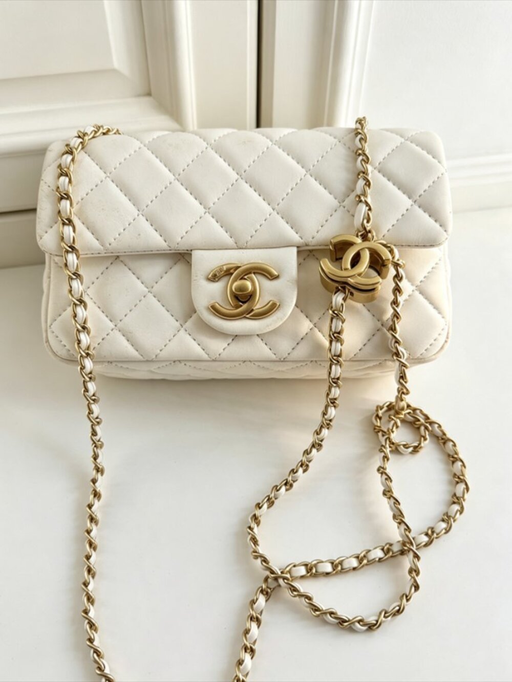 ✨Chanel White Bag✨